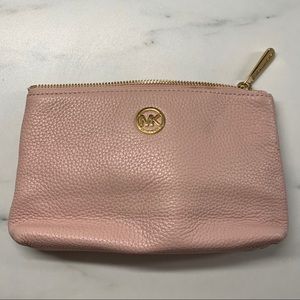 Blush Michael Kors zippered bag